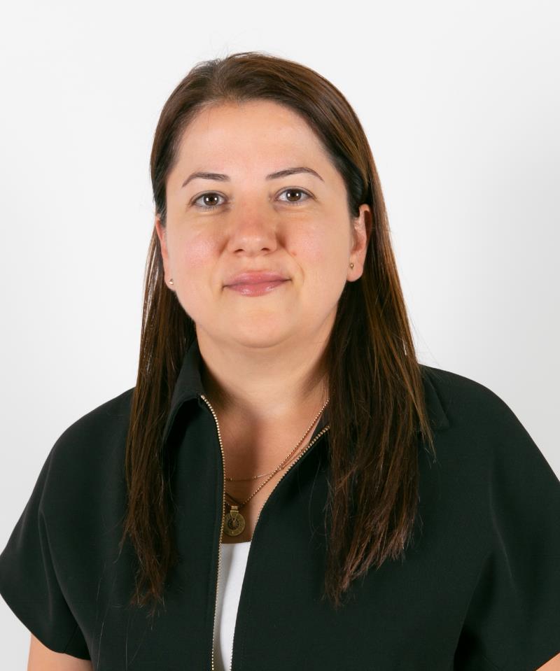 Doç. Dr. Esra Deniz CANDAN